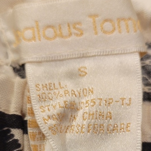 Floral High-Low Sundress - Picture 9 of 11